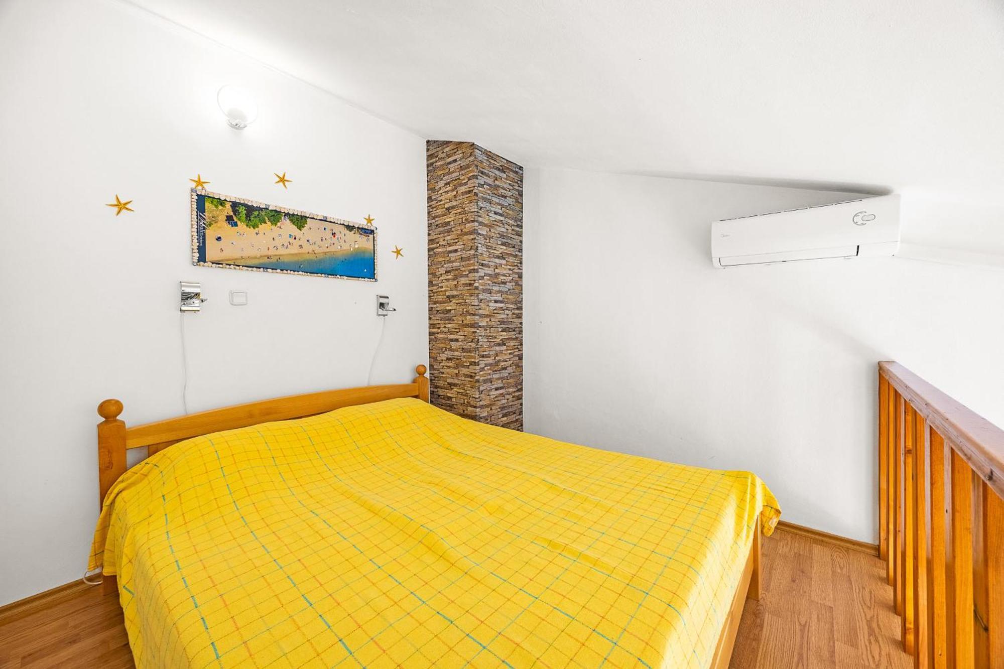 Apartments Mijic Medulin Exterior photo