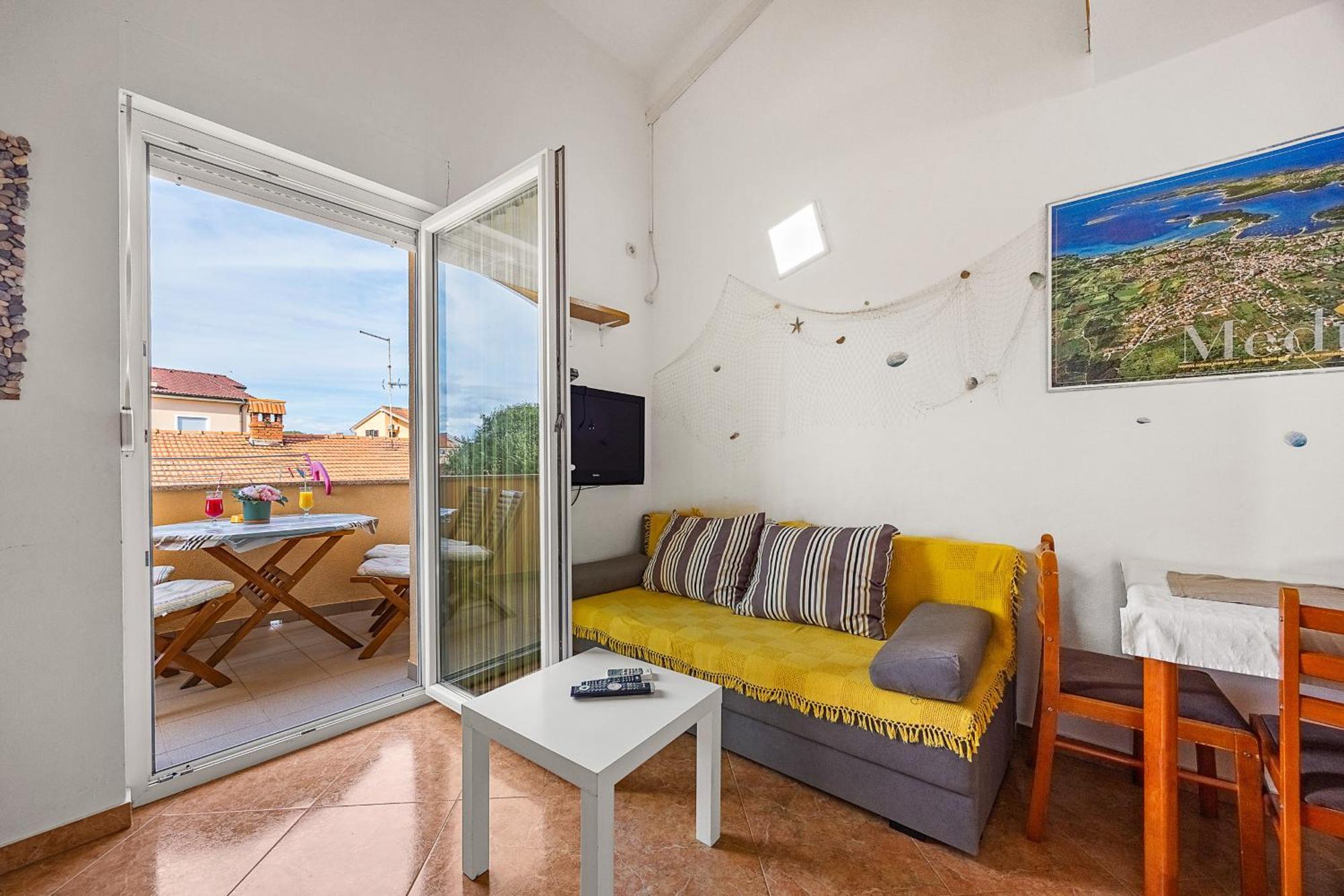 Apartments Mijic Medulin Exterior photo